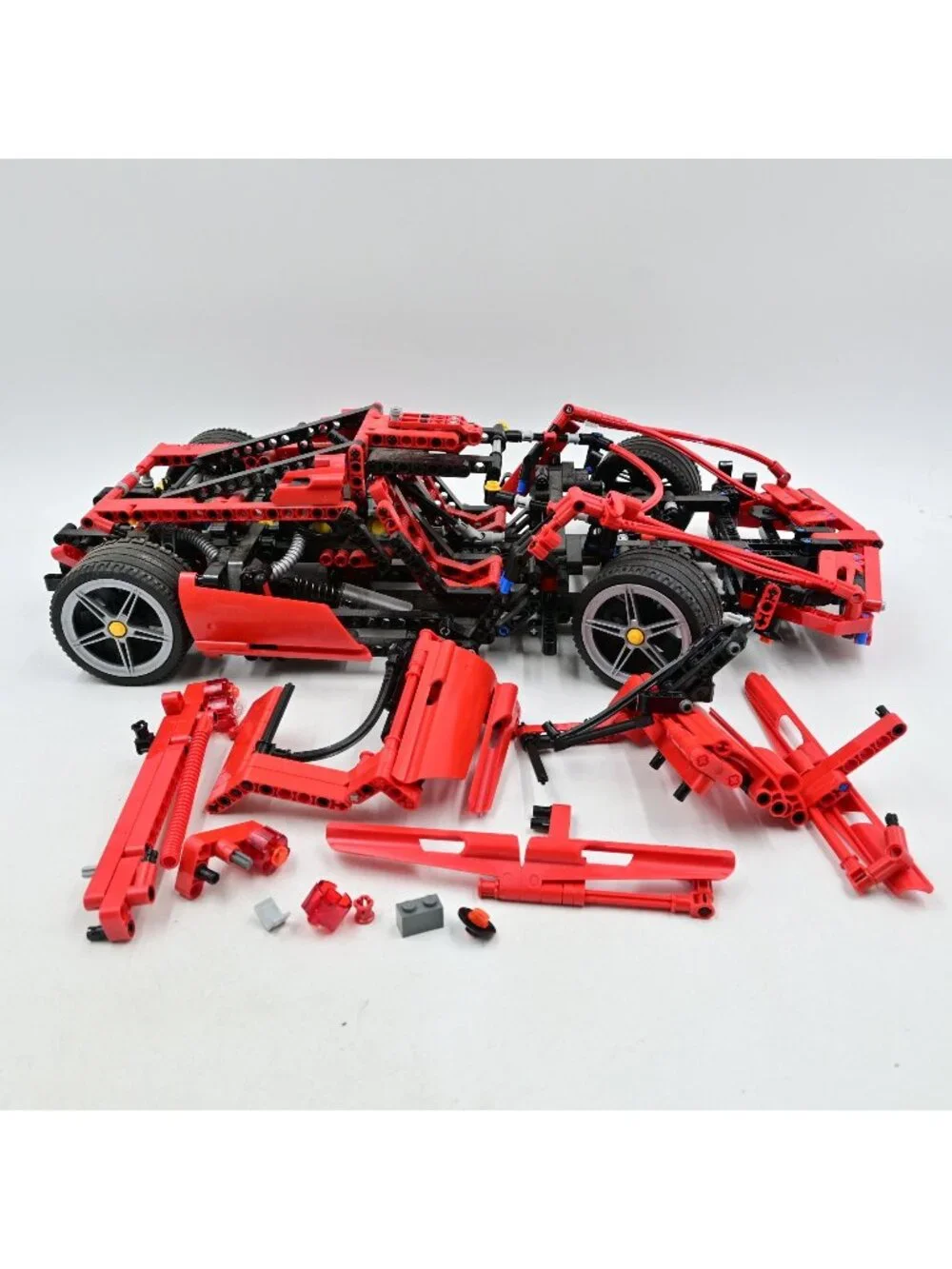 LEGO Technic Enzo Ferrari 1:10 8653 Mostly Assembled